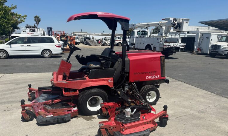 2013 Toro 4000D Lawn Mower For Sale