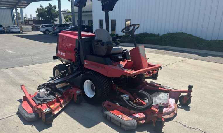 2013 Toro 4000D Lawn Mower For Sale