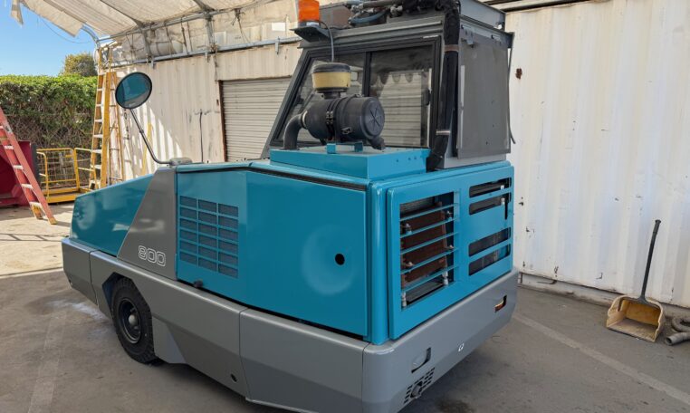 2016 Tennant 800 Diesel Sweeper For Sale