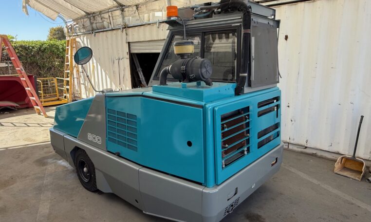 2016 Tennant 800 Diesel Sweeper For Sale