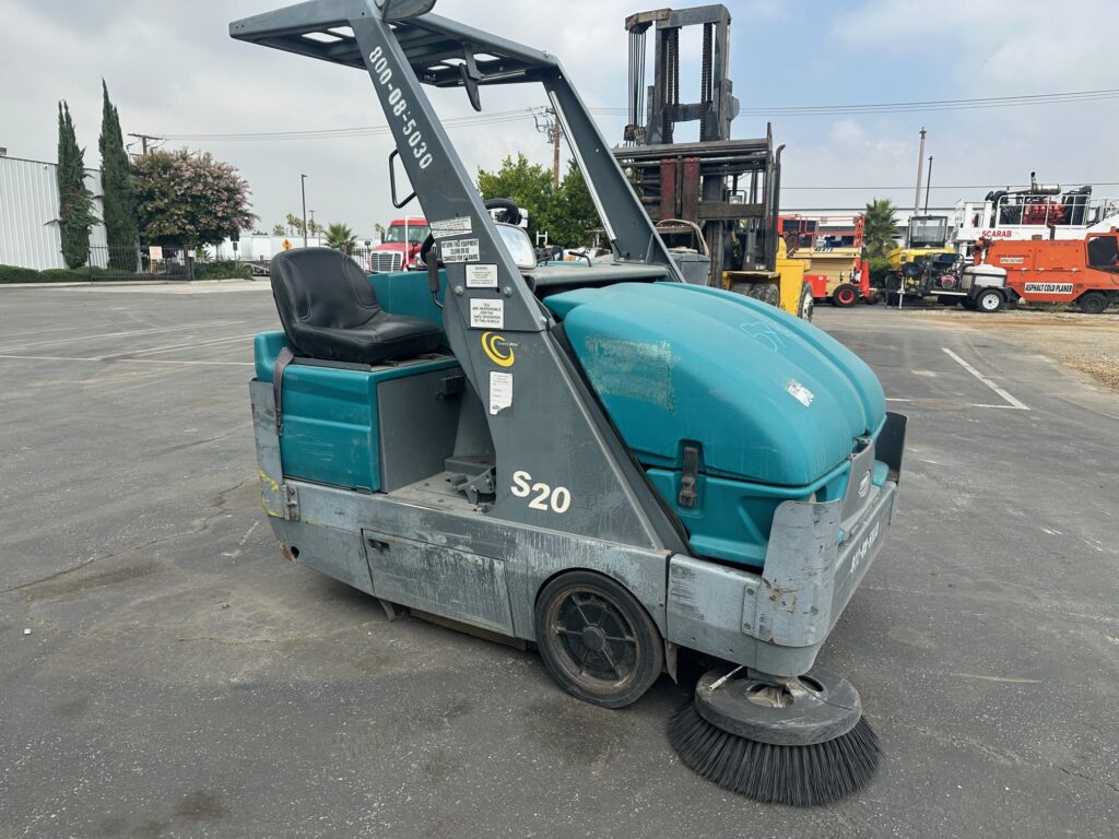 2015 Tennant S20 Sweeper For Sale